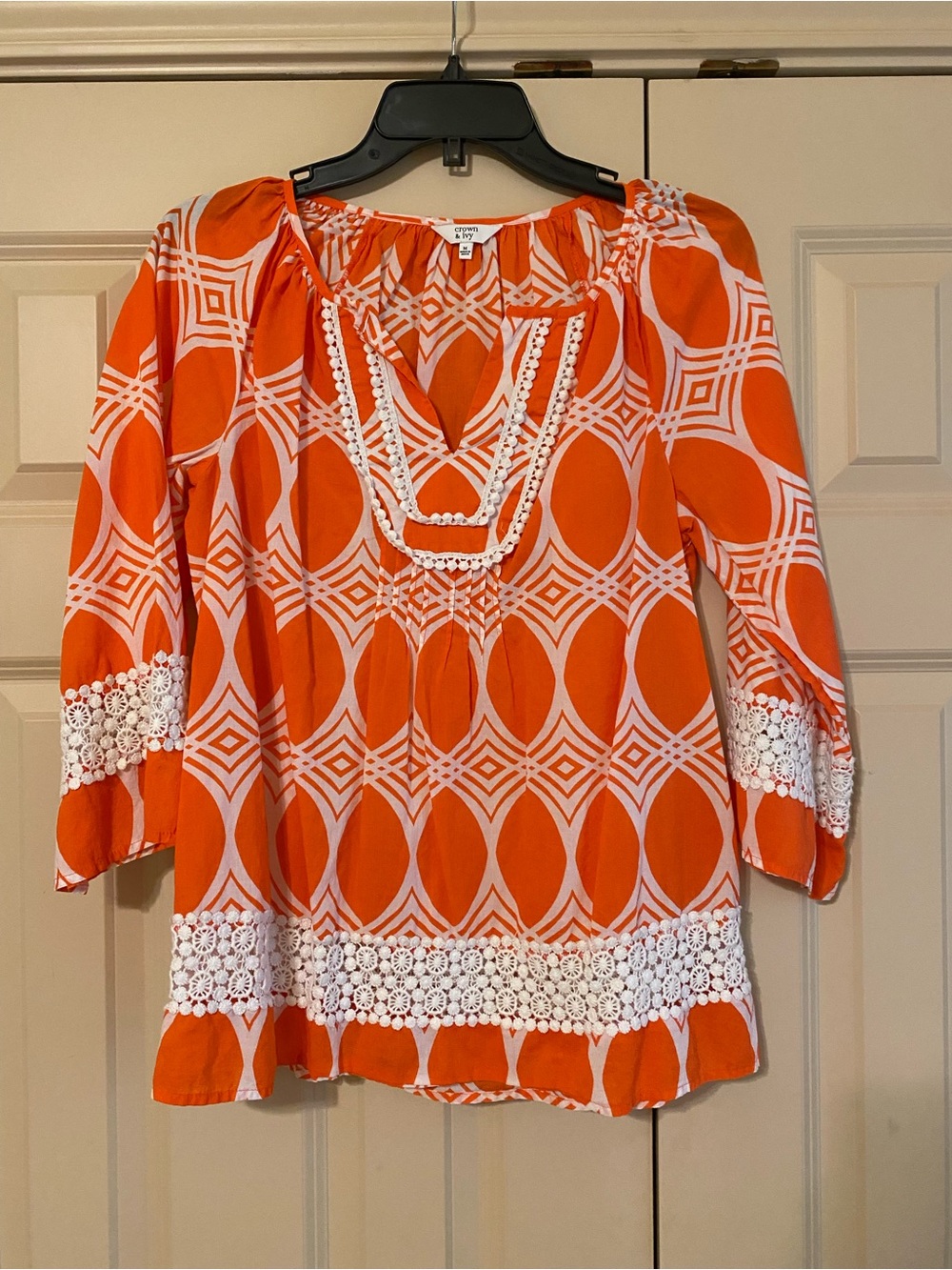 crown & ivy Orange Geometric Tunic with White Lace Trim